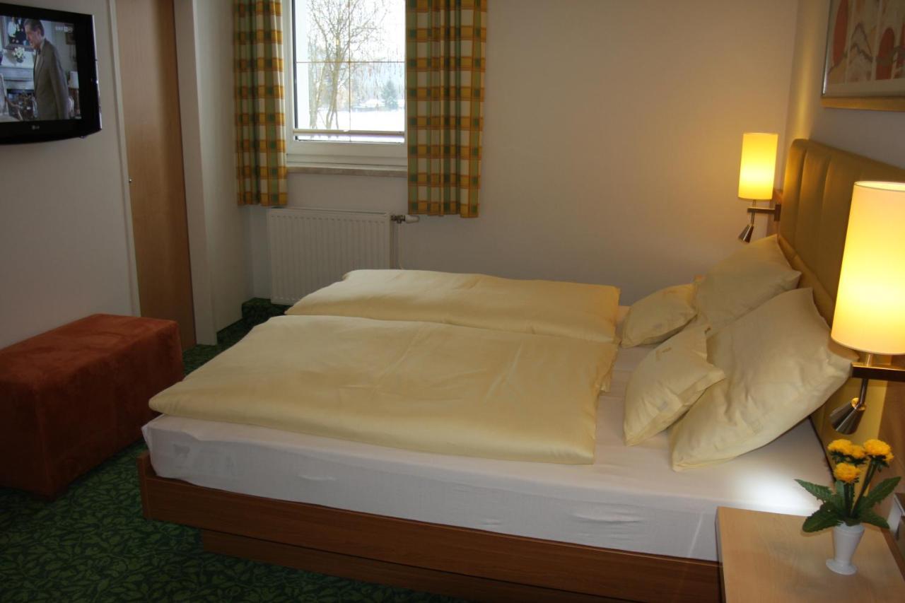 Hotel Sonnenhof Timelkam Exterior foto